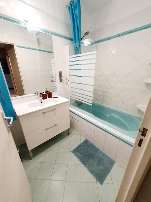 Appartement Avec 3 Chambres 80M2 Plein Sud Marignane Luaran gambar